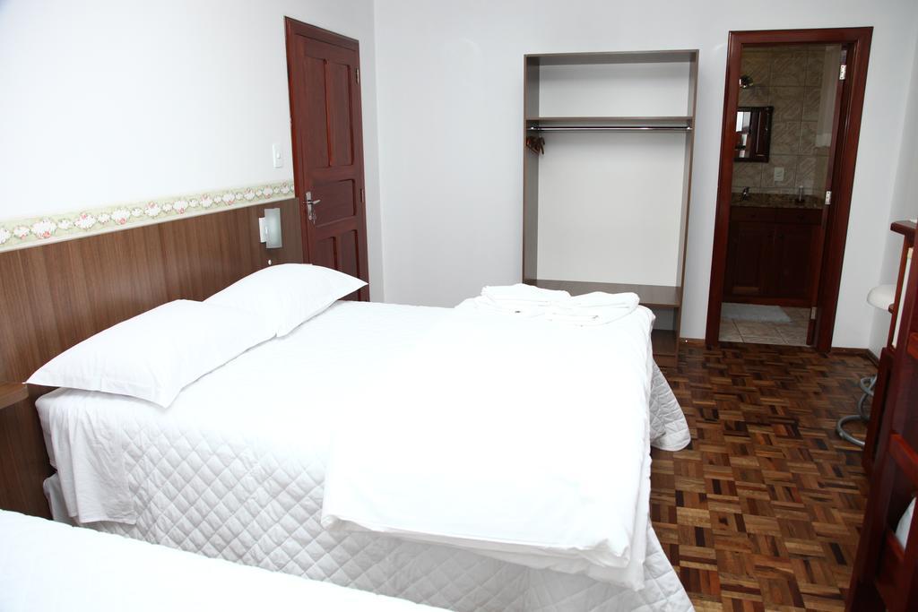 Hospedaria Gastehaus Enzian Treze Tílias Exterior foto